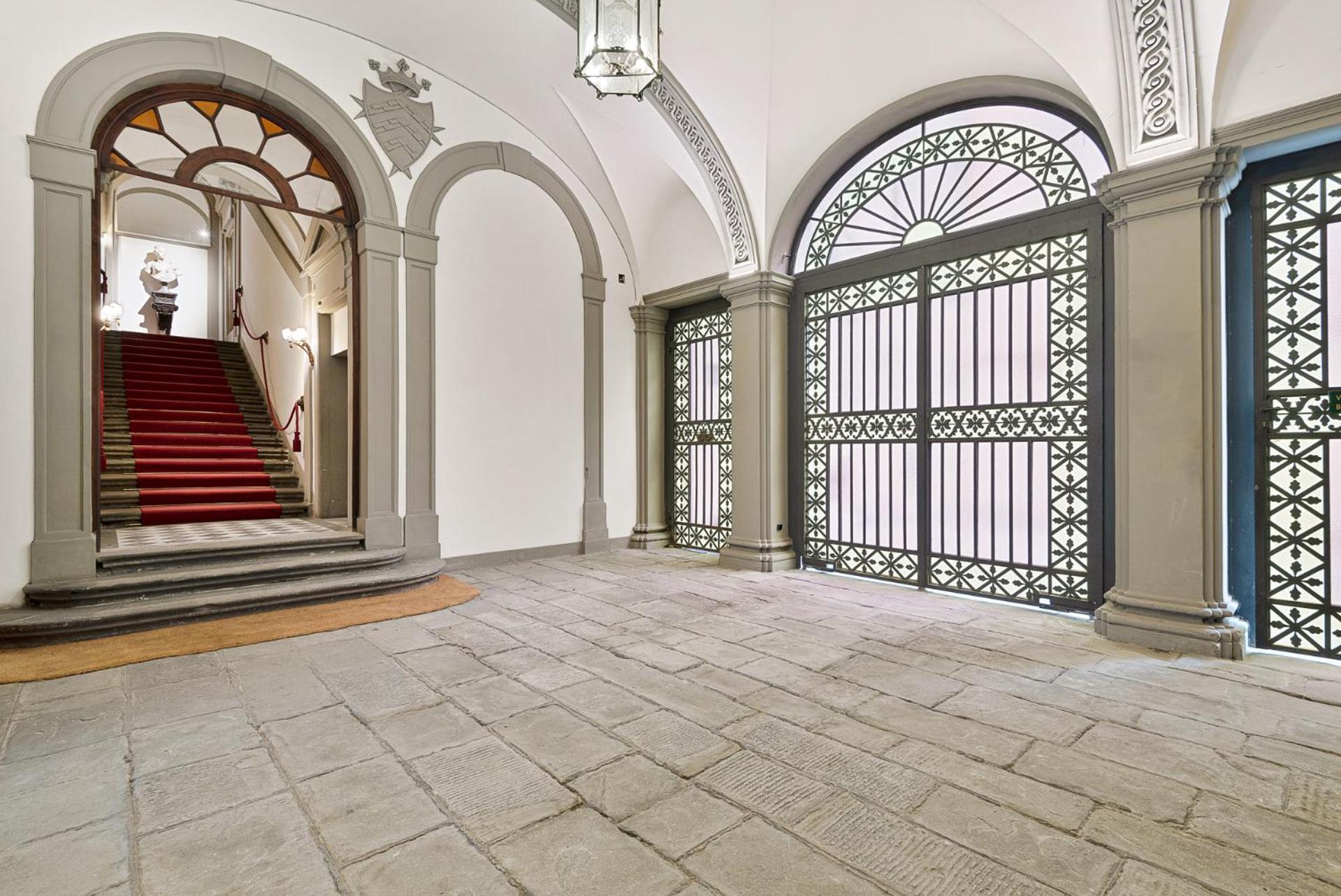Tornabuoni Living - Luxury Apartments Collection Флоренция Екстериор снимка