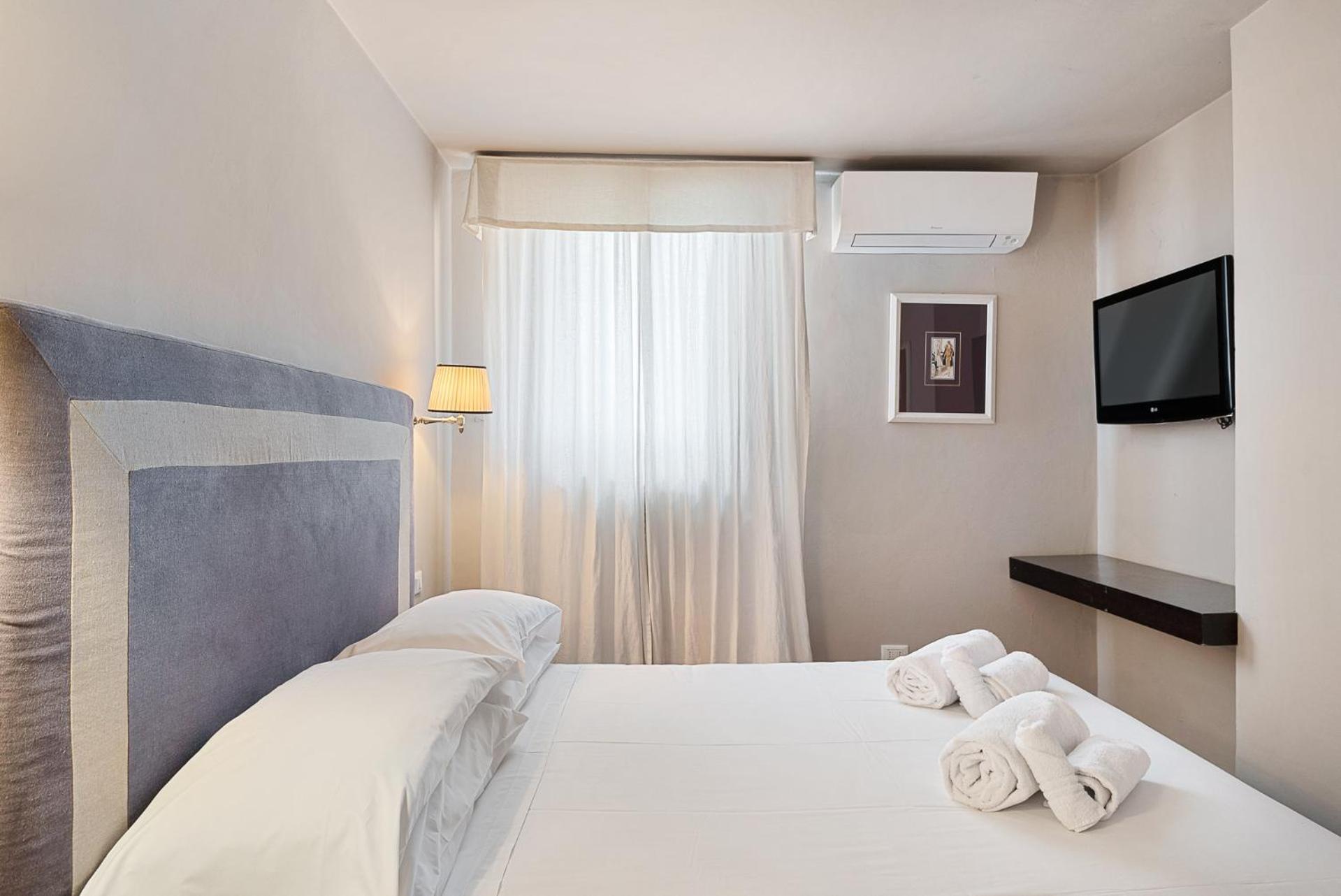 Tornabuoni Living - Luxury Apartments Collection Флоренция Екстериор снимка